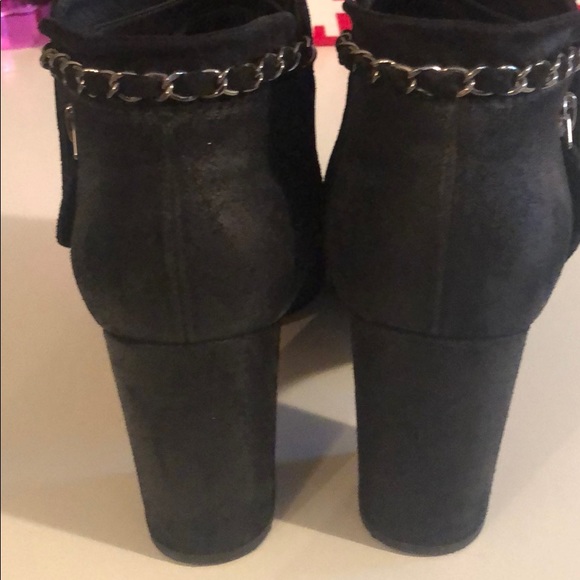 CHANEL Black chunky heel booties worn size10.5 - Picture 4 of 7